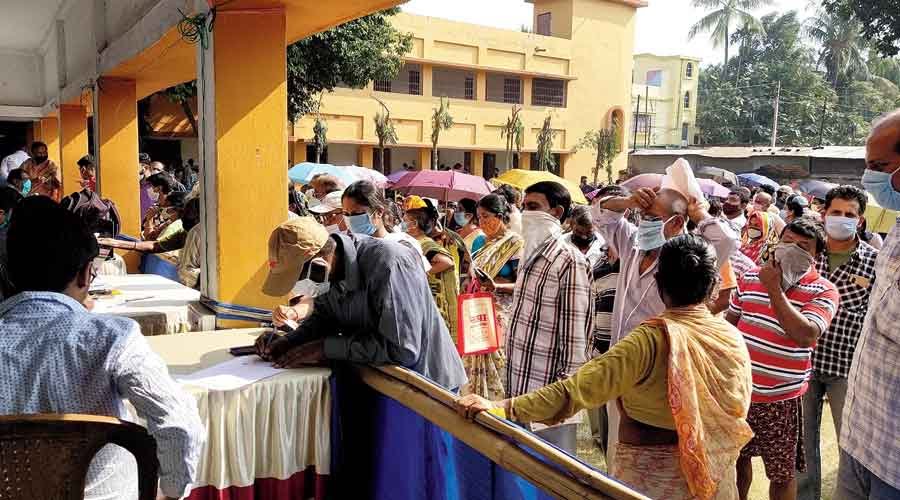 Duare Sarkar camp