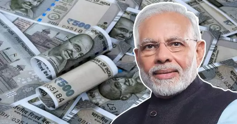 Modi with Rupee picture 